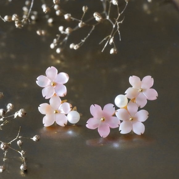 attar 桜咲くピアス